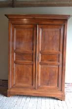 Prachtige strakke antieke eiken houten Louis Philippe kast.