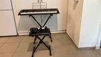 Keyboard met microfoon,koptelefoon,stekker en stikkervel, Muziek en Instrumenten, Keyboards, Ophalen of Verzenden, Zo goed als nieuw