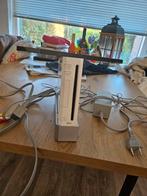 Wii console, 3 controllers, 17 spellen en 1 Wii Motion Plus, Gebruikt, Overige genres, Ophalen of Verzenden, 3 spelers of meer