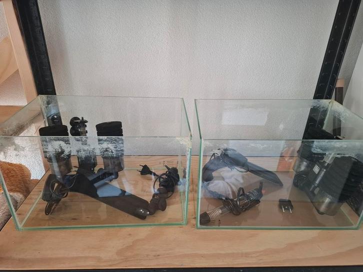 2 Aquariums met filter, licht en heater garnalen kweekbakken, Dieren en Toebehoren, Vissen | Aquaria en Toebehoren, Zo goed als nieuw