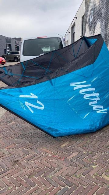 Airush Ultra kite maat 12 beschikbaar voor biedingen