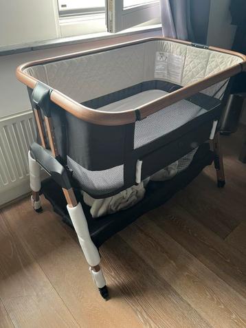 Co sleeper Qute Q-breez zwart met hout kleur beschikbaar voor biedingen