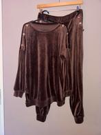 Mooi huidpak velvet/velours bruin., Kleding | Dames, Ophalen of Verzenden, Zo goed als nieuw, Maat 42/44 (L), Bruin