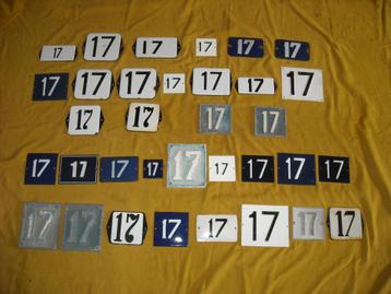 oud emaille huisnummer 17 ook 18 19 20 21 22 23 24 25 26 27 beschikbaar voor biedingen
