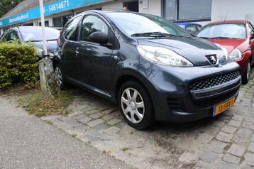 Peugeot 107 1.0-12V XR 5 drs met airco , apk tot 18-8-2026 beschikbaar voor biedingen