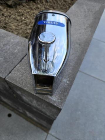 Mooie antieke zeepdispenser Viruly gouda van chroom zware kw beschikbaar voor biedingen