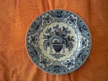 Groot, Antiek, Handbeschilderd Delfts Wandbord beschikbaar voor biedingen