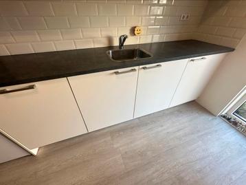 Complete Keuken | Inclusief Vaatwasser, Kookplaat en Afzuig beschikbaar voor biedingen