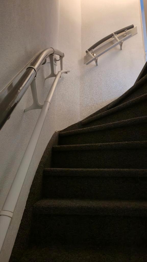 Mippaa Kindertrapleuning Set A+B, Kinderen en Baby's, Traphekjes, Zo goed als nieuw, Overige typen, Overige materialen, Ophalen