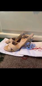 Christian louboutin, Kleding | Dames, Schoenen, Roze, Louboutin, Gedragen, Sandalen of Muiltjes