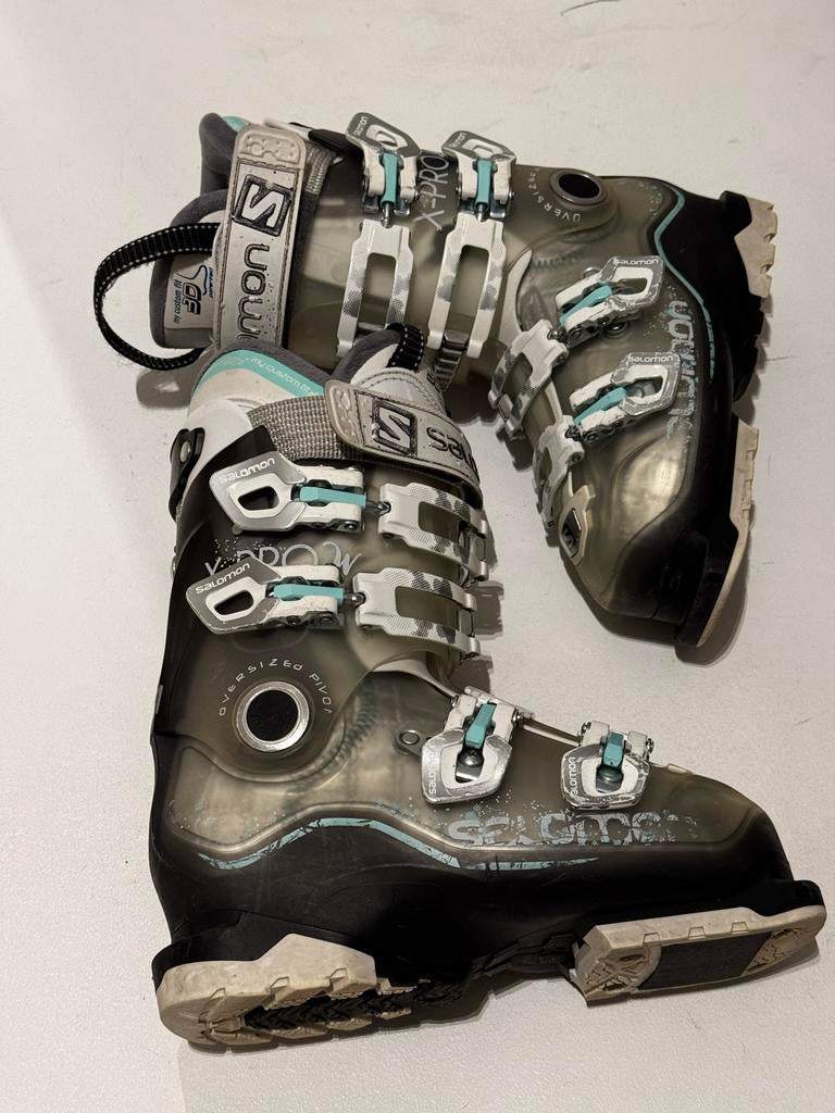 Salomon Dames Skischoenen Maat 37, 160 tot 180 cm, Gebruikt, Schoenen, Skiën