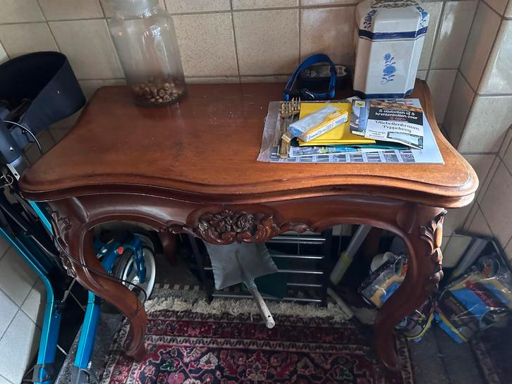 Antieke houten uitklapbare kaarttafel met sierlijke poten, Antiek en Kunst, Antiek | Meubels | Tafels, Ophalen