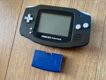 Nintendo Gameboy Advance Purple (bovenkant verkleurd) beschikbaar voor biedingen