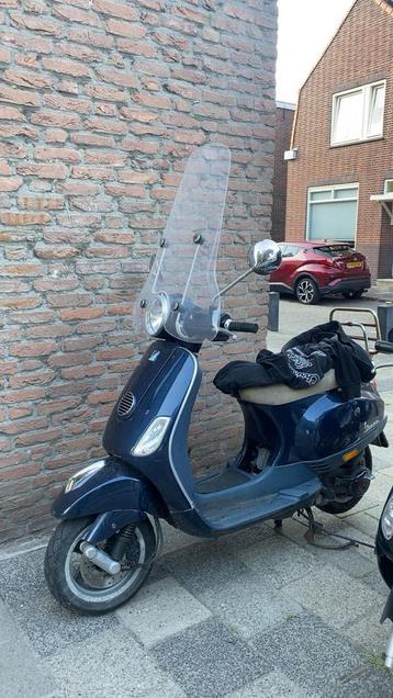 Vespa Lx c38 4T beschikbaar voor biedingen