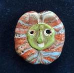 Antiek amulet kraal gezichtskraal, Ophalen of Verzenden, Overige materialen, Hanger