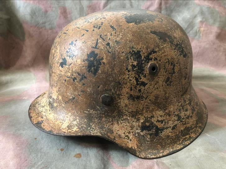 WW2 M42 Afrikakorps camo stahlhelm <hpk64>, Verzamelen, Militaria | Tweede Wereldoorlog, Helm of Baret, Amerika, Ophalen of Verzenden