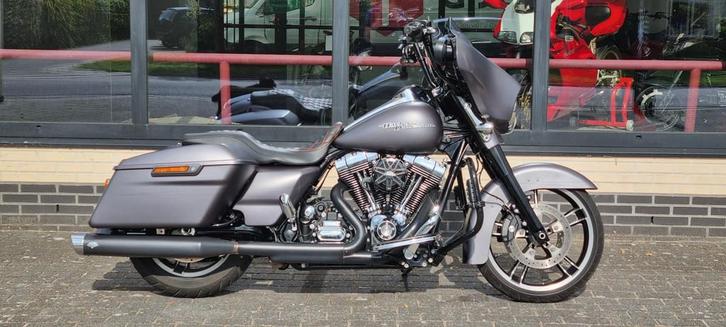 Harley-Davidson 103 FLHXS STREET GLIDE SPECIAL TOUR, Motoren, Motoren | Harley-Davidson, Bedrijf, Chopper, meer dan 35 kW, ABS