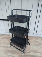 Zwarte trolley met 3 bakken en wielen, Ophalen, Zo goed als nieuw