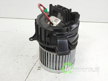Kachel Ventilatiemotor van een Peugeot 308 beschikbaar voor biedingen