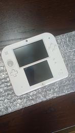 Nintendo 2ds white and rood., Spelcomputers en Games, Spelcomputers | Nintendo 2DS en 3DS, Ophalen, Met games, 2DS, Zo goed als nieuw
