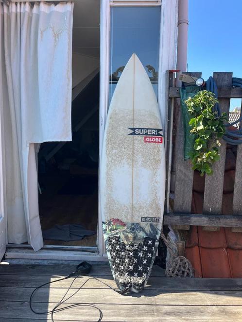 5'7 Shortboard, Watersport en Boten, Golfsurfen, Gebruikt, Shortboard, Met vinnen, Met koord, Ophalen