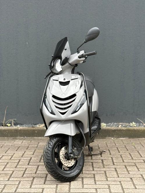 Piaggio ZIP 4t 2016 KICKSTART! GARANTIE SP NARDO GREY, Fietsen en Brommers, Scooters | Piaggio, Ophalen of Verzenden