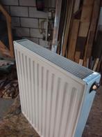2 nette radiatoren, Doe-het-zelf en Verbouw, Verwarming en Radiatoren, Ophalen, 30 tot 80 cm, Gebruikt, Radiator