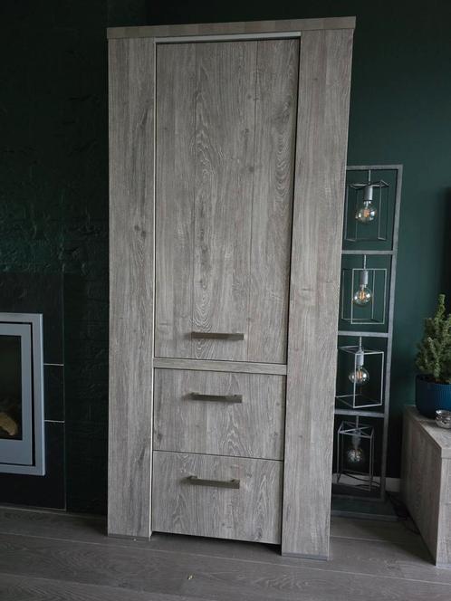 Francisco kast pronto wonen, Huis en Inrichting, Kasten | Buffetkasten, Zo goed als nieuw, 200 cm of meer, 50 tot 100 cm, 25 tot 50 cm
