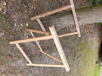 HOUTEN SCHRAAG beschikbaar voor biedingen