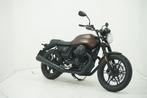 Moto Guzzi V7 III STONE (bj 2019), Motoren, Motoren | Moto Guzzi, Naked bike, Bedrijf, 2 cilinders, 744 cc