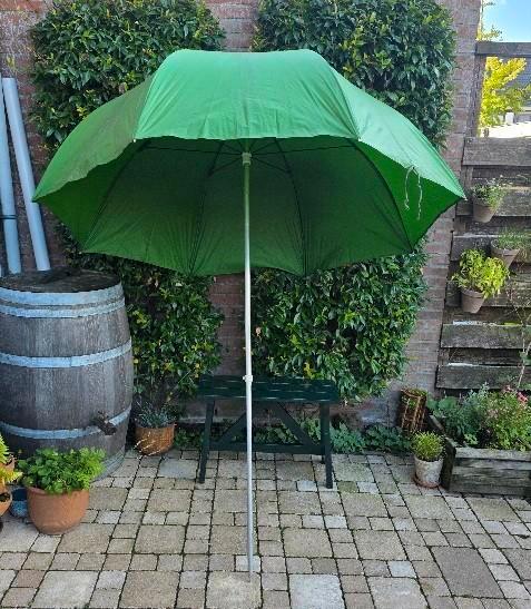 Groene Visparaplu - 150cm Breed, Watersport en Boten, Hengelsport | Algemeen, Gebruikt, Ophalen