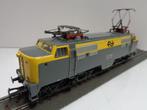 Marklin 3055 NS E-loc 1205 geel/grijs. (H0), Wisselstroom, Gebruikt, Locomotief, Ophalen of Verzenden