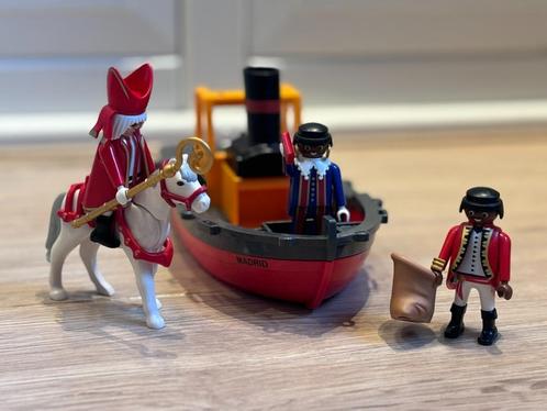 PLAYMOBIL STOOMBOOT SINTERKLAAS EN (ZWARTE) PIETEN  - 5206, Kinderen en Baby's, Speelgoed | Playmobil, Zo goed als nieuw, Complete set