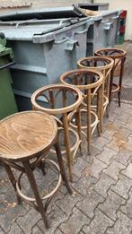 5 oude barkrukken gratis af te halen, Huis en Inrichting, Barkrukken, 2 krukken, Ophalen, Zo goed als nieuw, 60 tot 90 cm