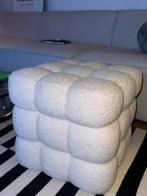 Boucle poef beige wit met bubbels, Ophalen, 90 cm, Eenpersoons, Wit