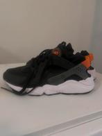 Nike huarachee, Ophalen of Verzenden, Zo goed als nieuw, Zwart