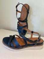 Leren sandalen Tamaris. Maat 39. Blauw, Tamaris, Blauw, Zo goed als nieuw, Sandalen of Muiltjes