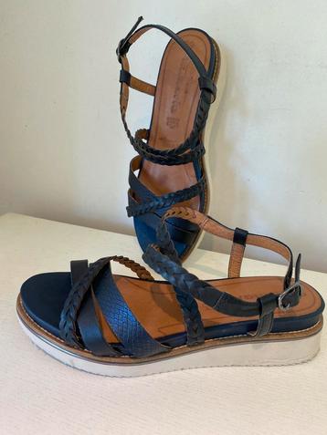 Leren sandalen Tamaris. Maat 39. Blauw beschikbaar voor biedingen