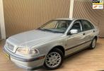 Volvo S40 1.8 Exclusive met nieuwe apk, Auto's, Volvo, Gebruikt, 4 cilinders, 116 pk, Grijs