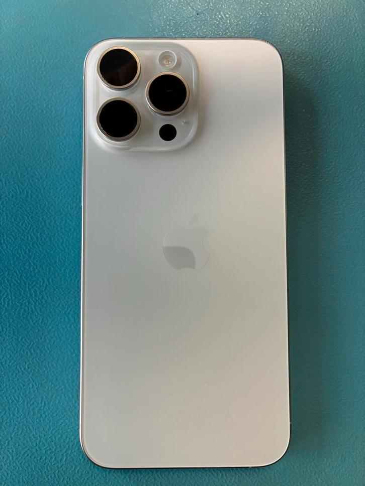 iPhone 15 Pro Max paar dagen gebruikt, Telecommunicatie, Mobiele telefoons | Apple iPhone, Nieuw, 256 GB, Zonder abonnement, Zonder simlock