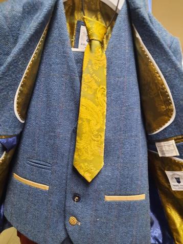 2x ENGELS KOSTUUM van Marc Darcy maat 48 + 9 jr - WD014 beschikbaar voor biedingen