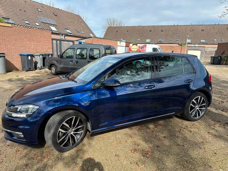 Volkswagen Golf 1.6 TDI 115pk 5D 2017 Blauw, Auto's, Volkswagen, Particulier, Golf, ABS, Achteruitrijcamera, Adaptive Cruise Control