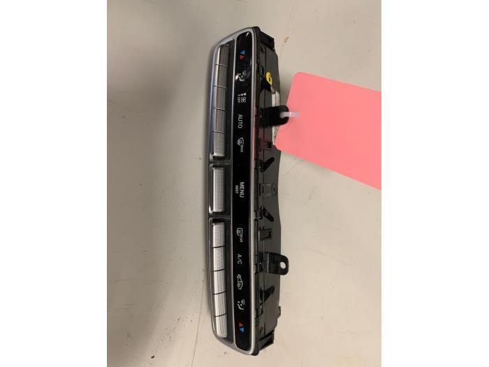 Kachel Bedieningspaneel van een Mercedes E-Klasse, Auto-onderdelen, Dashboard en Schakelaars, Mercedes-Benz, Gebruikt, 3 maanden garantie