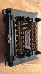 Mercedes w123 zekering kast, Ophalen of Verzenden, Zo goed als nieuw, Overige typen