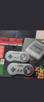 Super Nintendo classic mini, Spelcomputers en Games, Ophalen of Verzenden, Zo goed als nieuw, Met 2 controllers