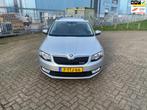 Skoda Octavia Combi 1.6 TDI Greenline Businessline, Auto's, Origineel Nederlands, Te koop, Zilver of Grijs, 5 stoelen