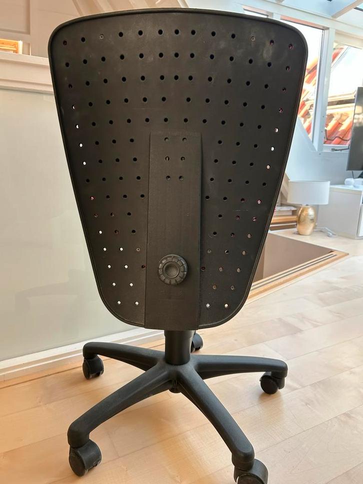 Roze Bureaustoel - Gebruikt, Huis en Inrichting, Bureaustoelen, Gebruikt, Bureaustoel, Roze, Ophalen of Verzenden