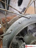 Zundapp 517 voorwiel met grote Punt naaf nette staat, Fietsen en Brommers, Brommeronderdelen | Zundapp, Gebruikt, Zundapp, Ophalen of Verzenden