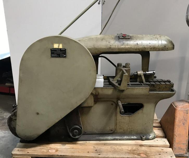 Beugelzaag, Bewo, 400 volt, 70x130x84 cm, Doe-het-zelf en Verbouw, Gereedschap | Zaagmachines, Gebruikt, Overige typen, 1200 watt of meer