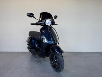 Vespa Sprint Brom 45 km/h, BWJ 2018, Dark San Marino beschikbaar voor biedingen